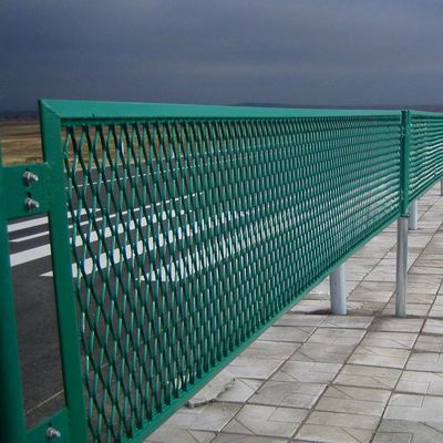 高速公路防眩网护栏 钢板网状护栏 公路防护隔离栏