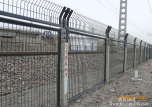 厂区三角折弯护栏网图片 高清大图 谷瀑环保