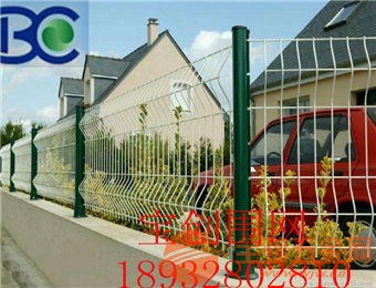 山东铁路护栏网产品说明 山东公路护栏网产品分类 山东市政护栏网